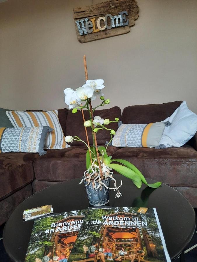 Aux Saveurs D'Enneille Bed & Breakfast Durbuy Bagian luar foto