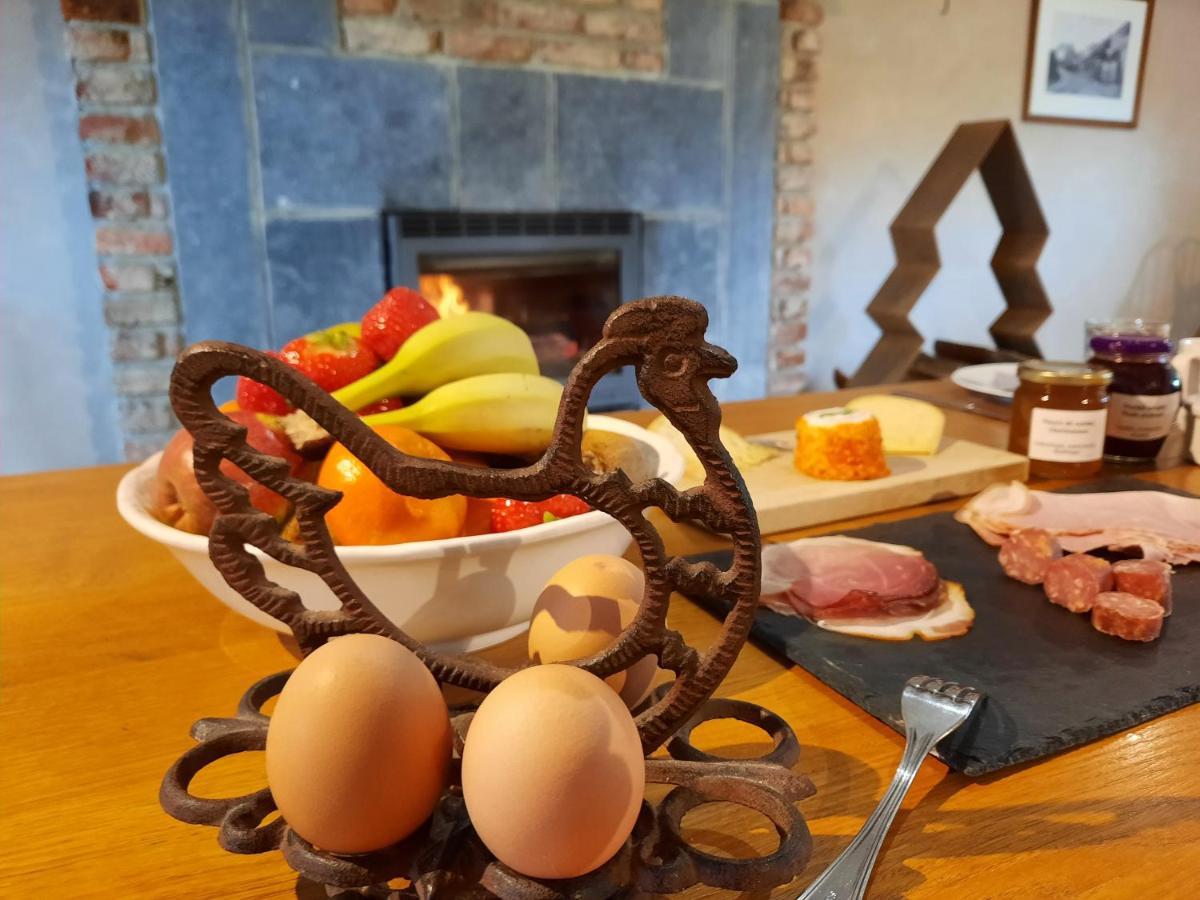 Aux Saveurs D'Enneille Bed & Breakfast Durbuy Bagian luar foto