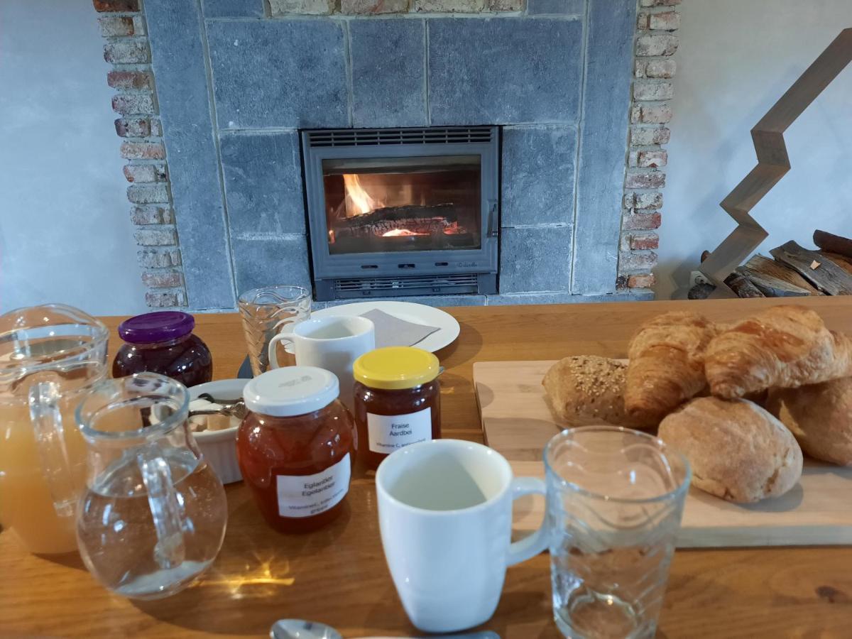 Aux Saveurs D'Enneille Bed & Breakfast Durbuy Bagian luar foto